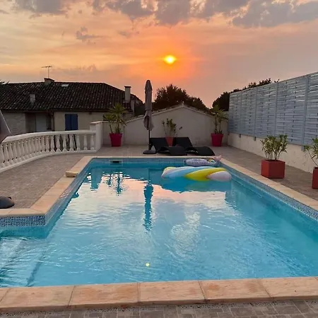 Apartamento Coteaux De Montcuq - 4 Personnes *